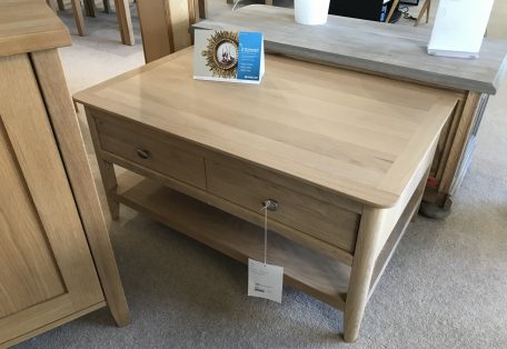 Oxford Table